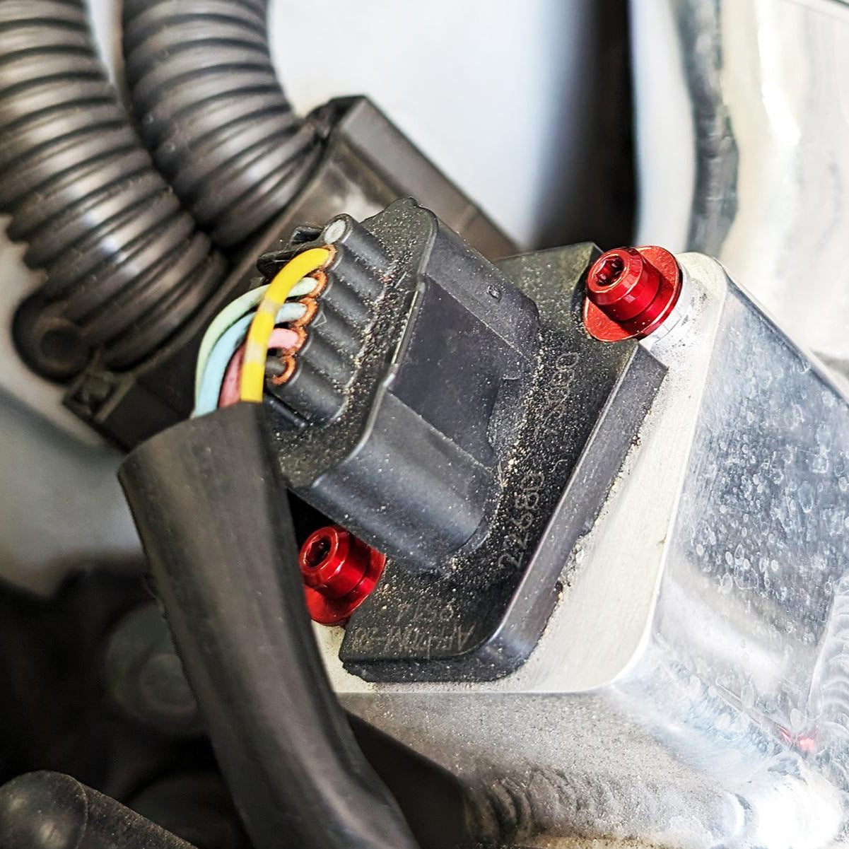 ZSPEC "Stage 3" Dress Up Bolts® Hardware Kit for Nissan 370z Z34, Titanium
Grade-5 Titanium (40-45% weight-savings, non-corrosive)
Engines: VQ37VHR