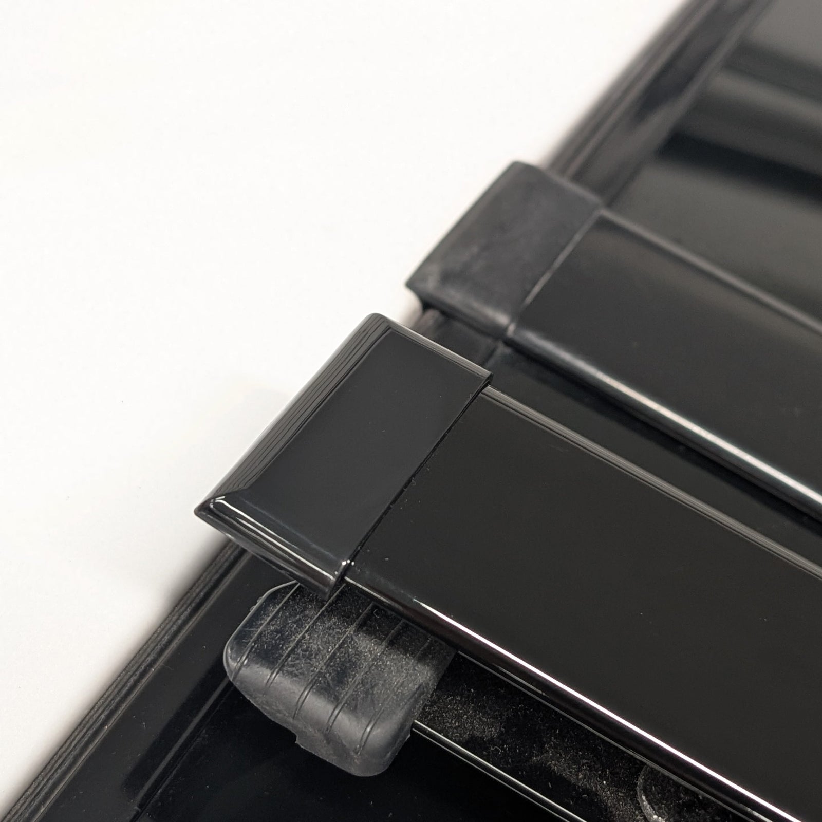ZSPEC T-Top Center Bar "Finishers" for Nissan 300ZX Z32 Models, Sold per Pair