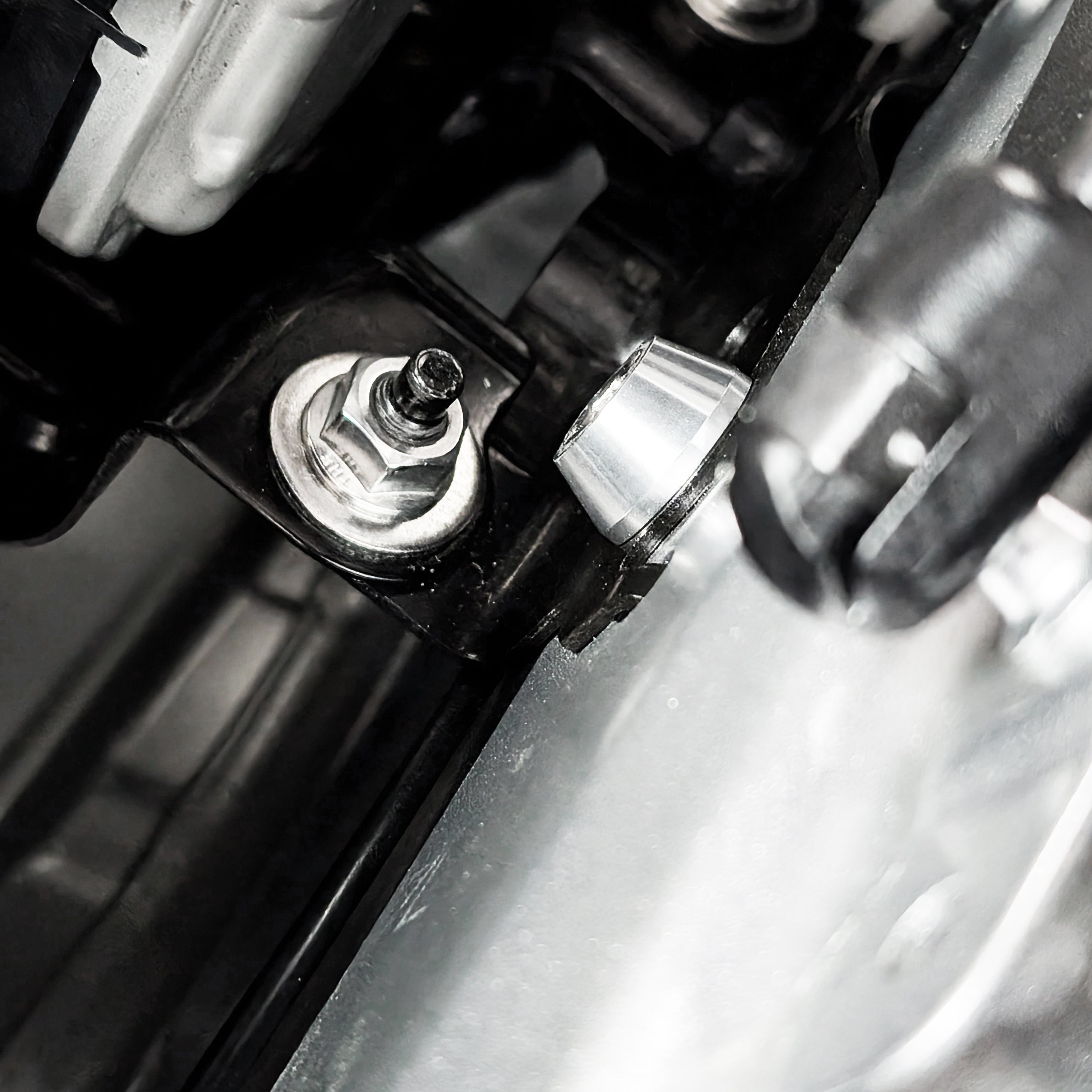 ZSPEC Stage-2 Dress Up Bolts® Fastener Kit for the '22+ Tundra XK70, Stainless & Billet
SUS304 Stainless Steel Fasteners
Colored Billet Finish Washers