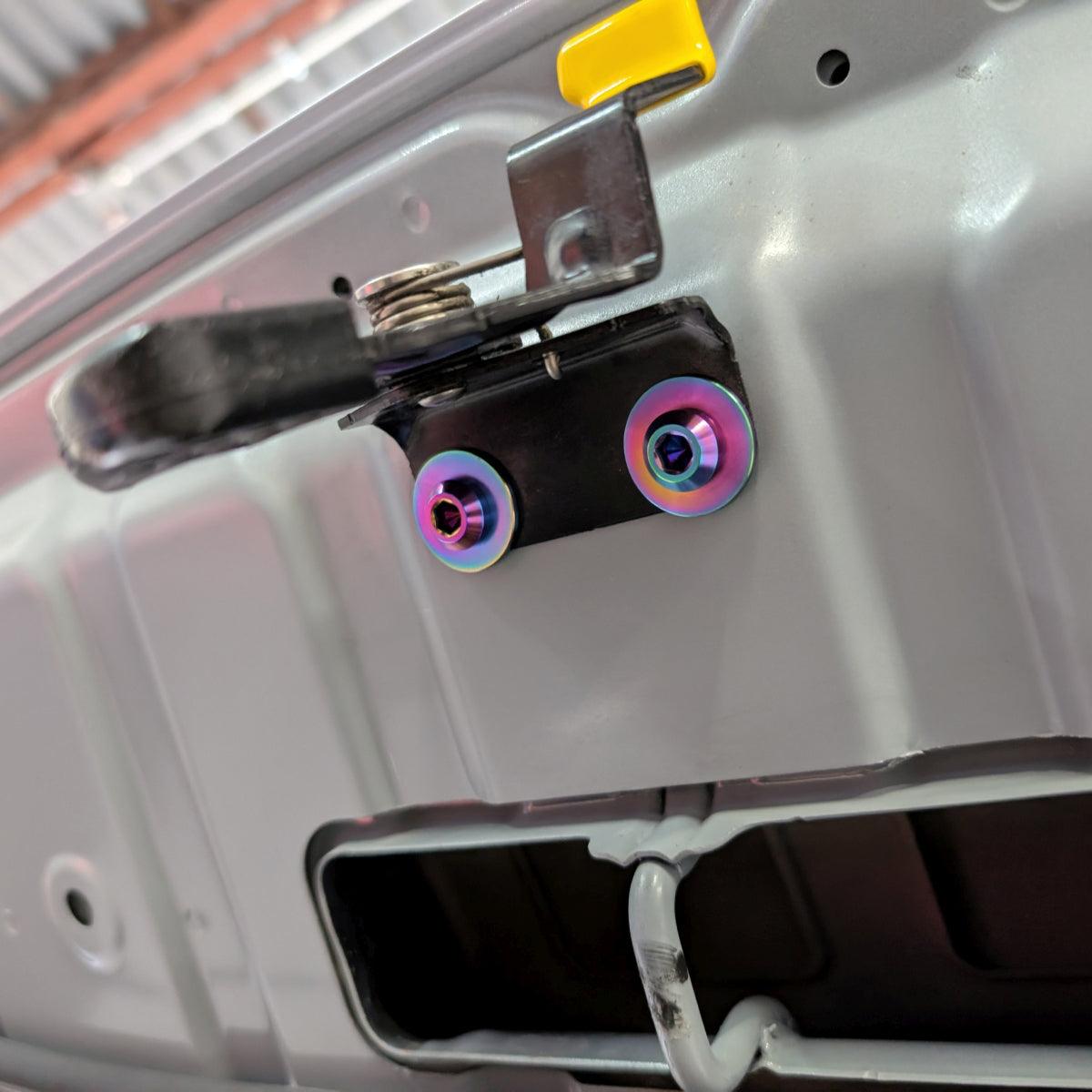 ZSPEC Stage-2 Dress Up Bolts® Kit, Nissan Altima L34, Titanium
Grade-5 Titanium (40-45% weight-savings, non-corrosive)
Works with all model trims.