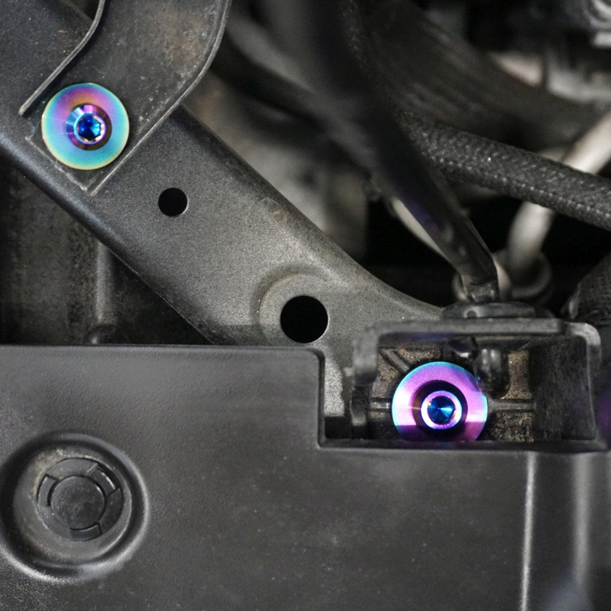 ZSPEC Stage-2 Dress Up Bolts® Kit, Nissan Altima L34, Titanium
Grade-5 Titanium (40-45% weight-savings, non-corrosive)
Works with all model trims.