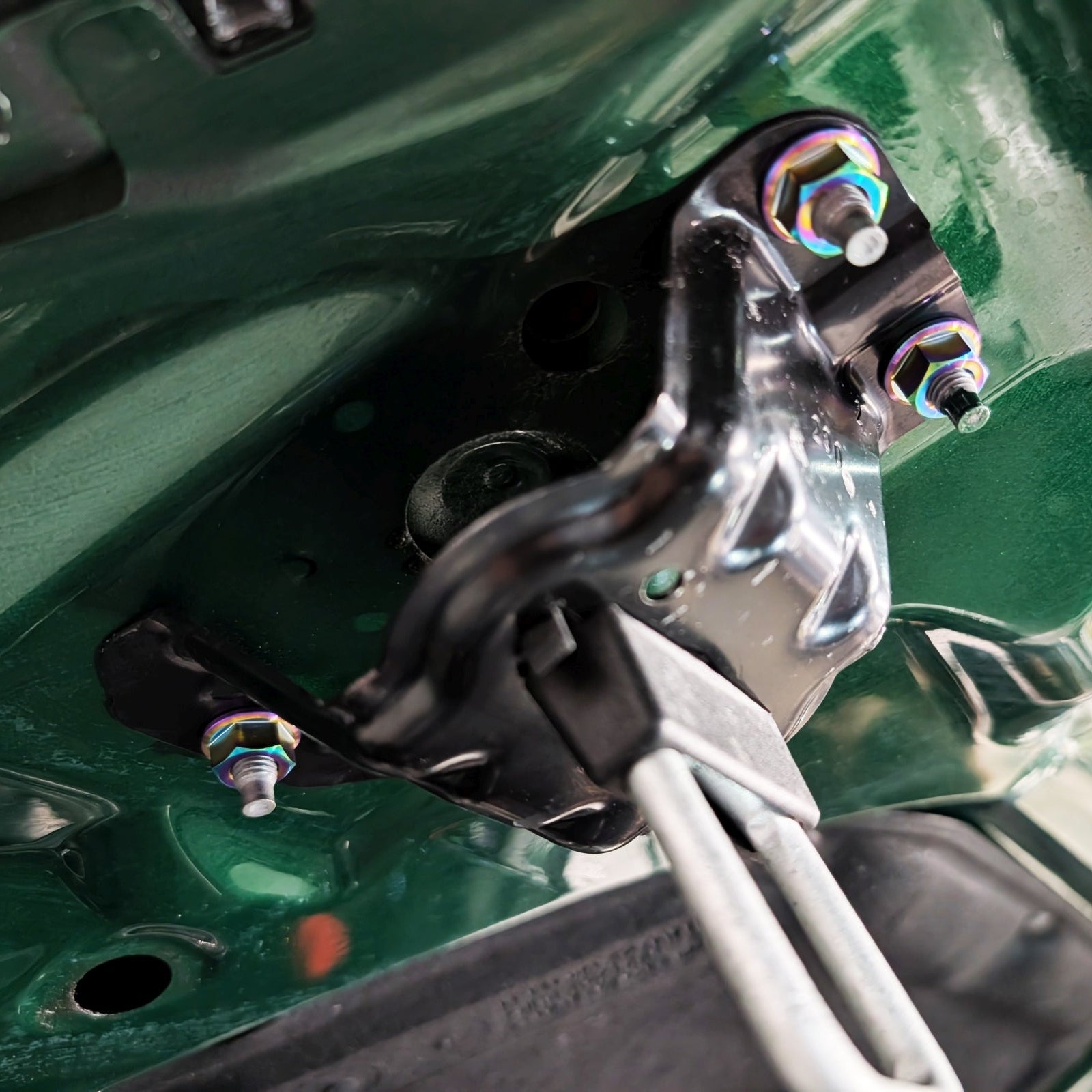 ZSPEC Staged Dress Up Bolts® Fastener Kit, '22+ Mini Cooper F56s, Titanium - ZSPEC Design LLC