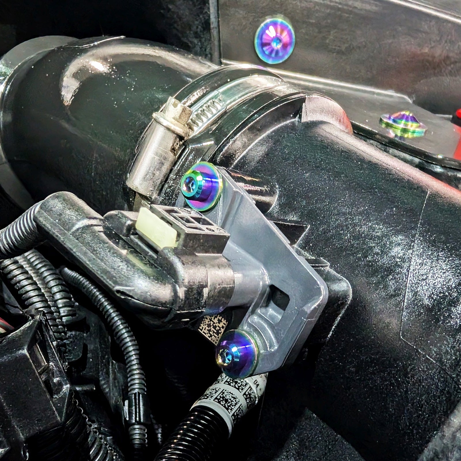 ZSPEC Staged Dress Up Bolts® Fastener Kit, '22+ Mini Cooper F56s, Titanium - ZSPEC Design LLC