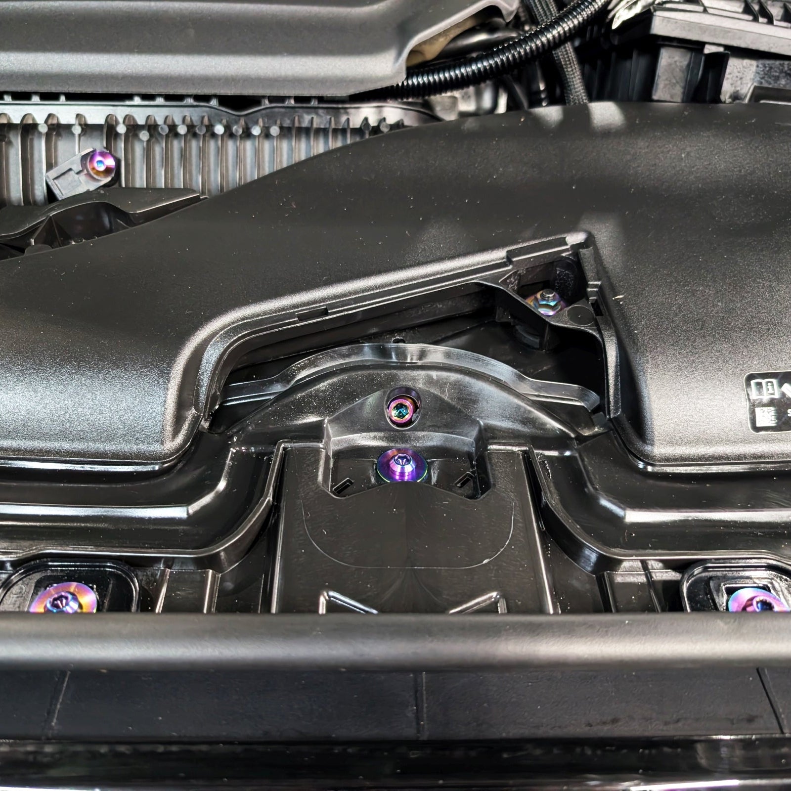 ZSPEC Staged Dress Up Bolts® Fastener Kit, '22+ Mini Cooper F56s, Titanium - ZSPEC Design LLC