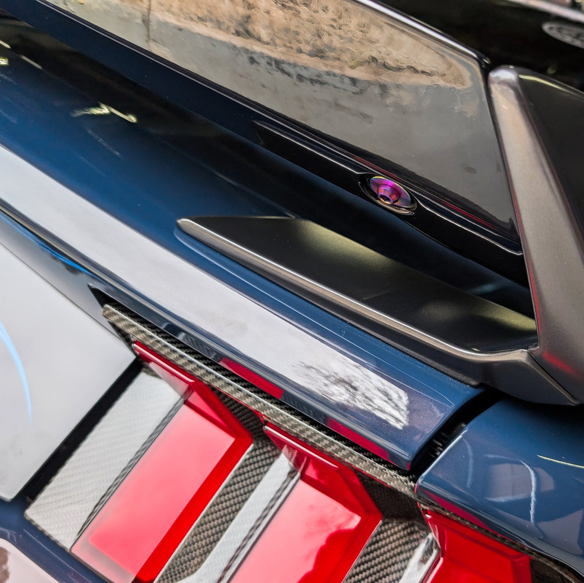 Mustang S650 Titanium Hardware Kit Trunk-Area Hinges Wing | ZSPEC Design