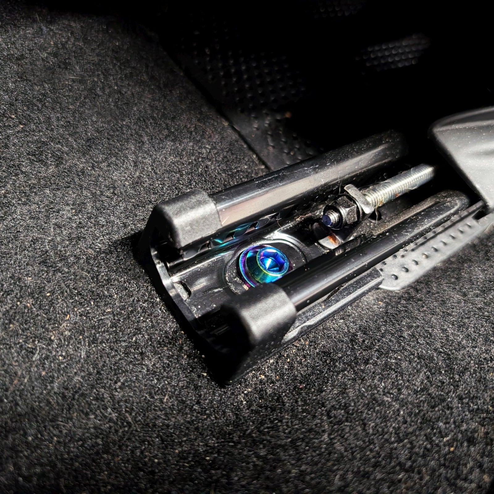 ZSPEC Staged Dress Up Bolts® Fastener Kit, '22+ Mini Cooper F56s, Titanium - ZSPEC Design LLC