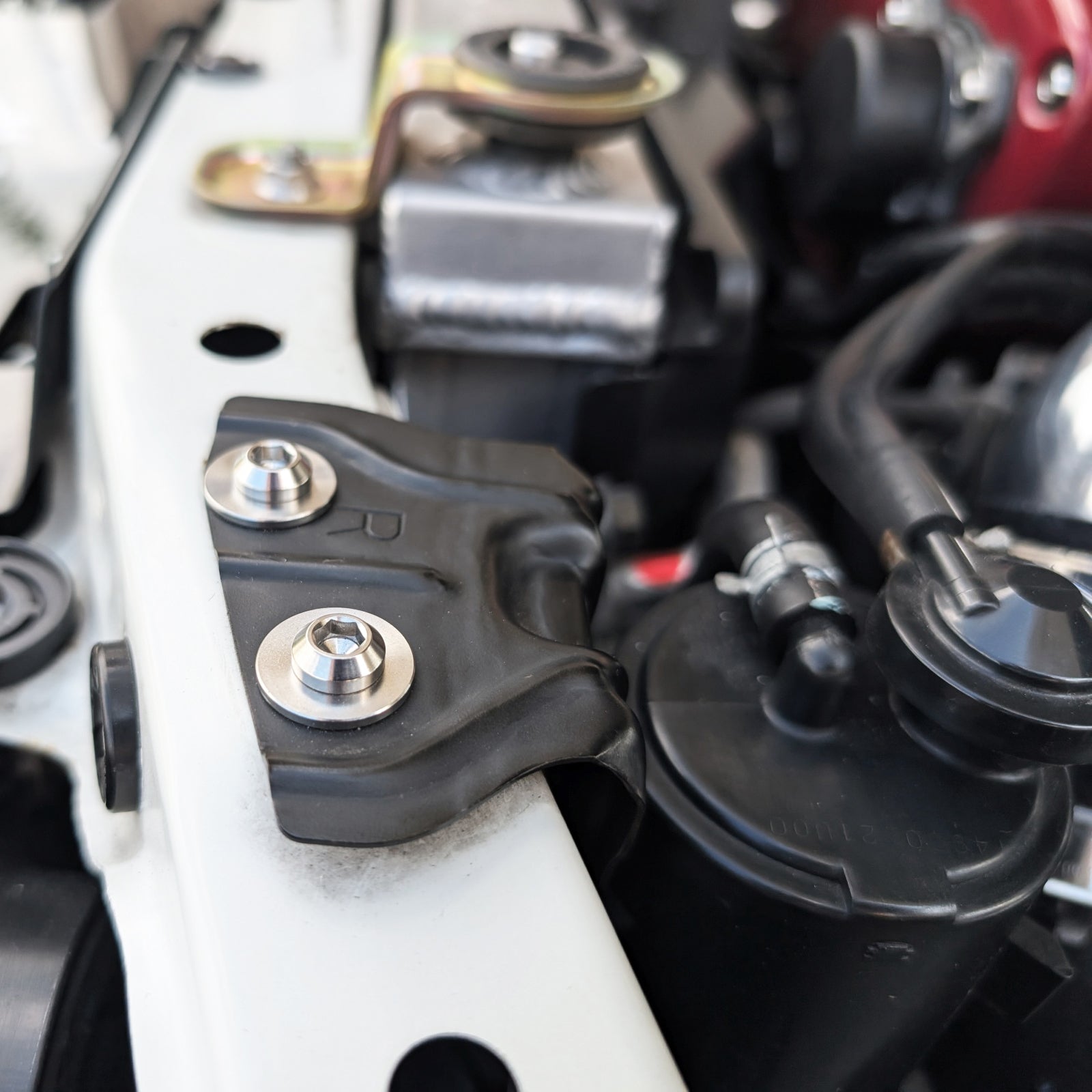 ZSPEC Titanium Hardware Kit for the Nissan Skyline GTR R34 Dress Up Bolts Fasteners Washers Fittings NISMO