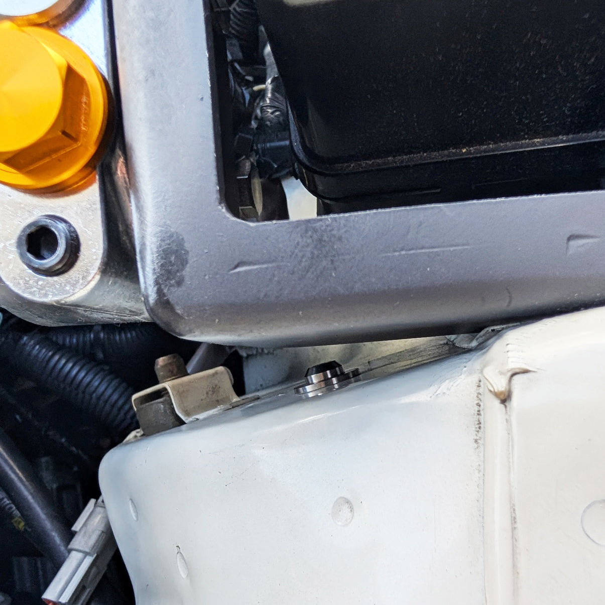 ZSPEC Titanium Hardware Kit for the Nissan Skyline GTR R34 Dress Up Bolts Fasteners Washers Fittings NISMO