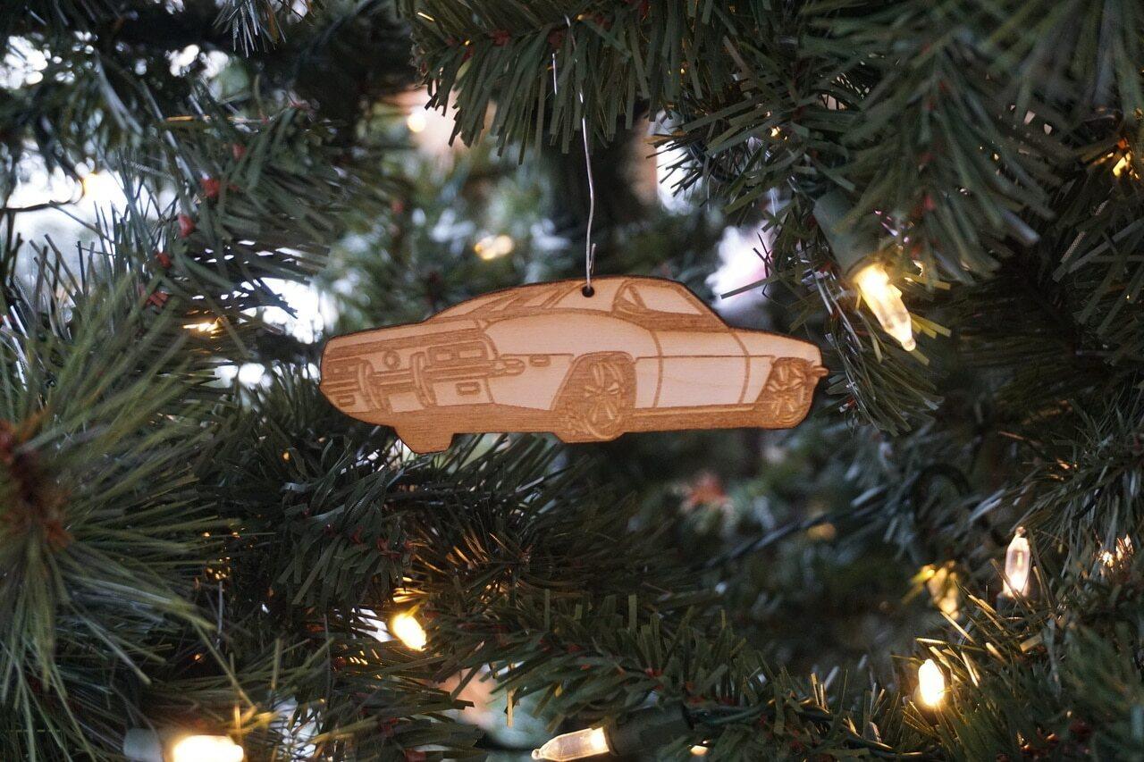 ZSPEC Laser-Engraved Birch Ornament for Camaro (late '60's) Enthusiasts, ~5-inch Wide Holiday Man Cave Garage Art Men Man Woman Car Nut Enthusiast